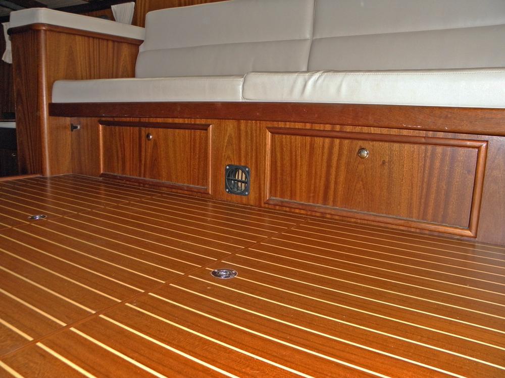 Stuurhuis, Accommodatie